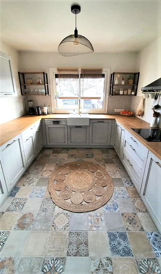 Cuisine grise et bois